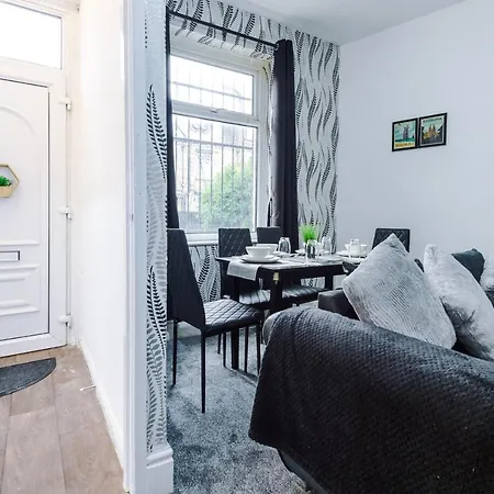 Сasa de vacaciones 65 Inch Tv & Luxurious 2 Bedroom For Your Ultimate Getaway *