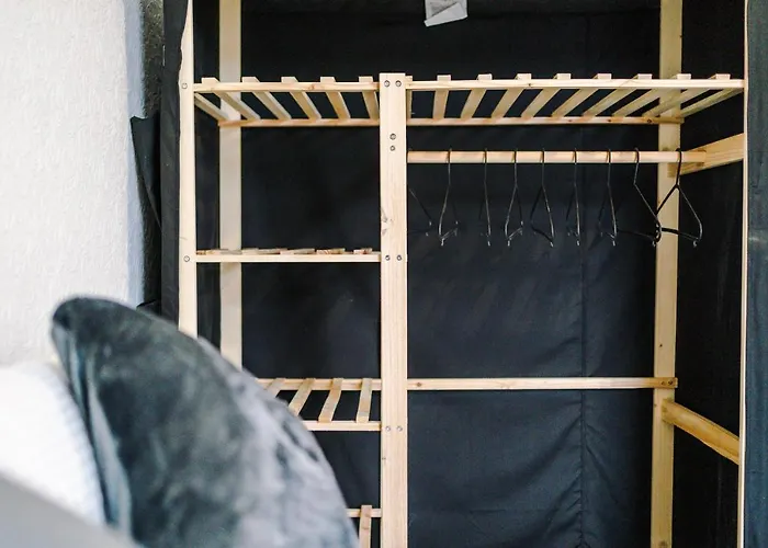 65 Inch Tv & Luxurious 2 Bedroom For Your Ultimate Getaway