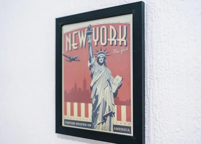 65 Inch Tv & Luxurious 2 Bedroom For Your Ultimate Getaway Casa de Férias