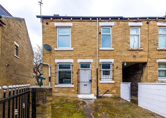 Holiday home 65 Inch Tv & Luxurious 2 Bedroom For Your Ultimate Getaway Bradford (West Yorkshire)