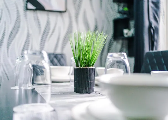 65 Inch Tv & Luxurious 2 Bedroom For Your Ultimate Getaway Casa de Férias *